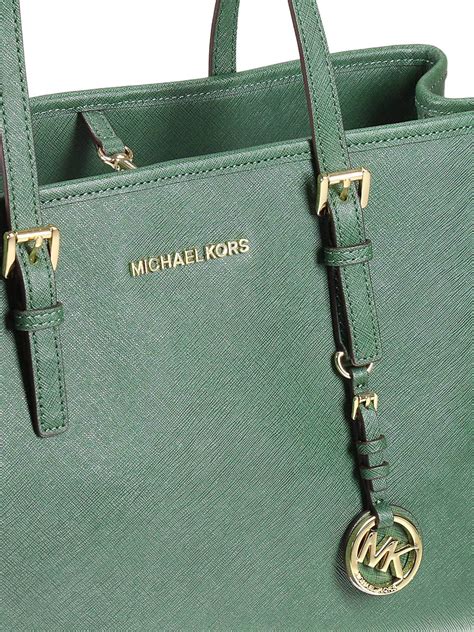 michael kors travel handtasche grün|Michael Kors bag.